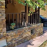 Casas Na Montanha Vistas Fantasticas Com Piscina * Vinhais