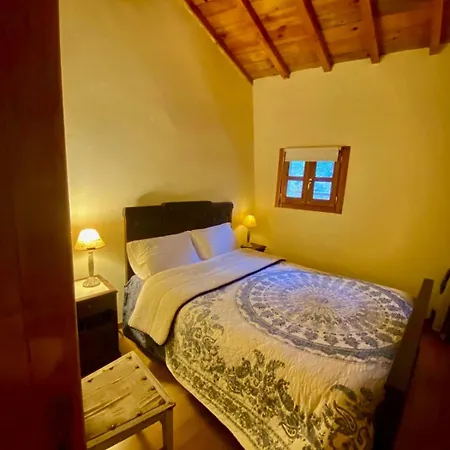 Semesterbostad Casas Na Montanha Vistas Fantasticas Com Piscina Vinhais