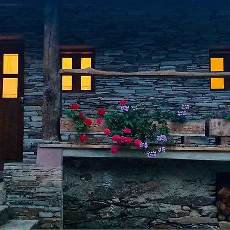 Casas Na Montanha Vistas Fantasticas Com Piscina Semesterbostad