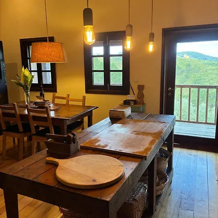 Casas Na Montanha, Rio,vistas Fantasticas E Piscina Feriehus *