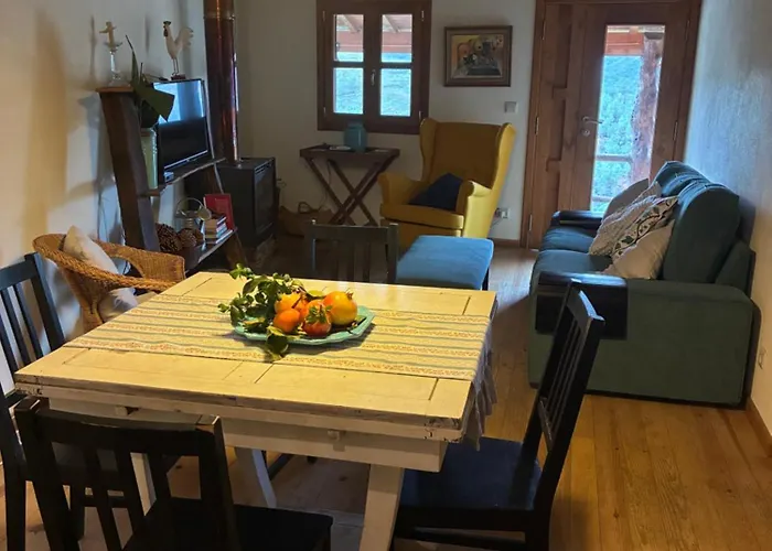 Casas Na Montanha Vistas Fantasticas Com Piscina Vinhais