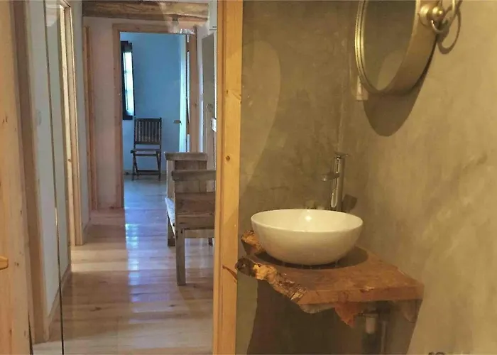 Casas Na Montanha Vistas Fantasticas Com Piscina Vinhais