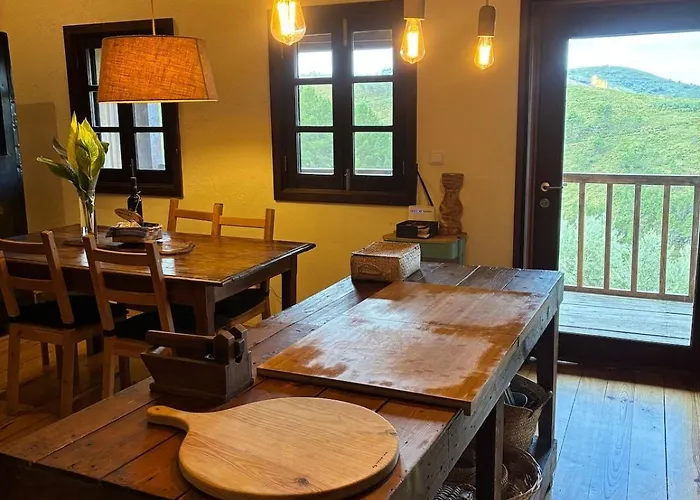 Casas Na Montanha Vistas Fantasticas Com Piscina Feriehus *